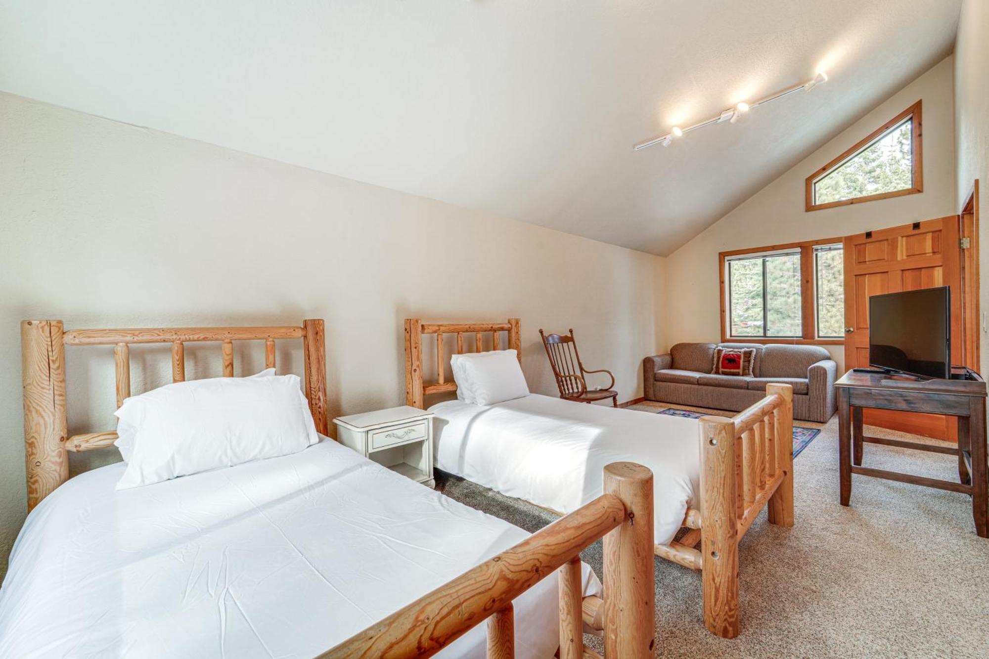 Family-Friendly Truckee Cabin In Tahoe Donner! エクステリア 写真