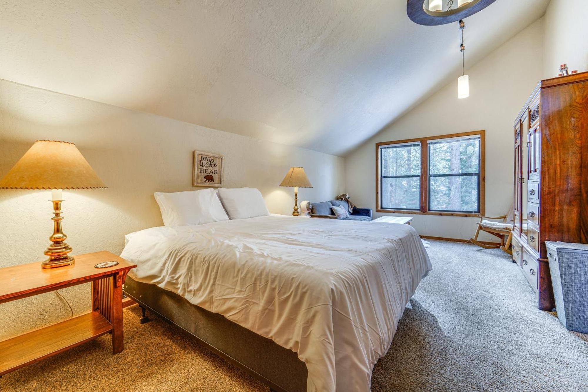 Family-Friendly Truckee Cabin In Tahoe Donner! エクステリア 写真
