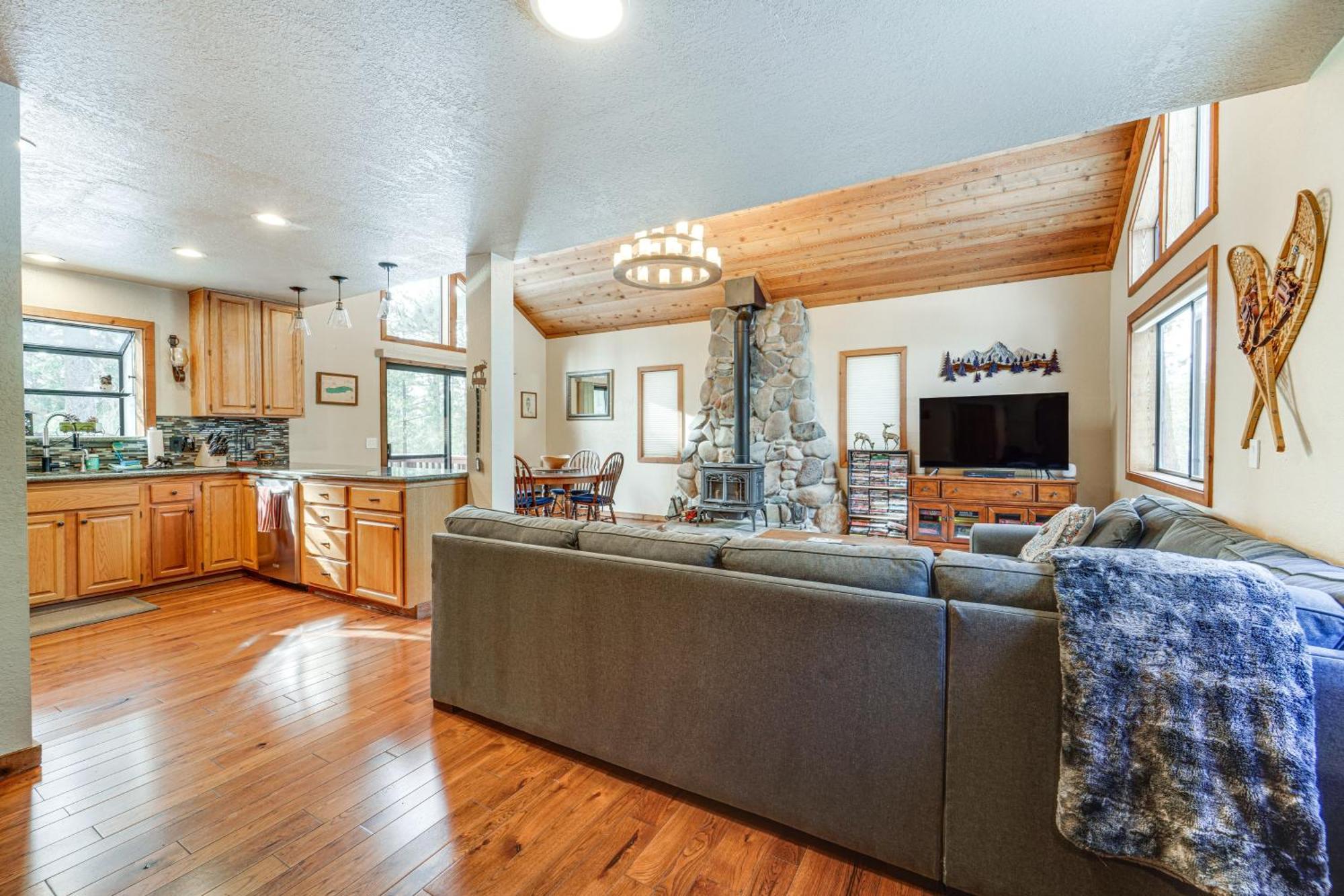 Family-Friendly Truckee Cabin In Tahoe Donner! エクステリア 写真